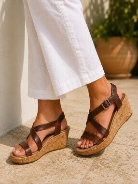 Tsubo Brown Leather Cork Wedge Sandals Women's 9.5 Comfort Buckle Strappy